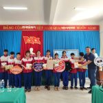 Mang tri thức đến với trẻ em vùng xa qua dự án “Thư viện Yêu thương”